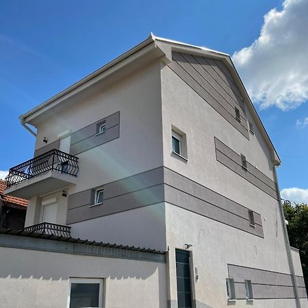 Apartmani Gacic- Шабац Екстер'єр фото